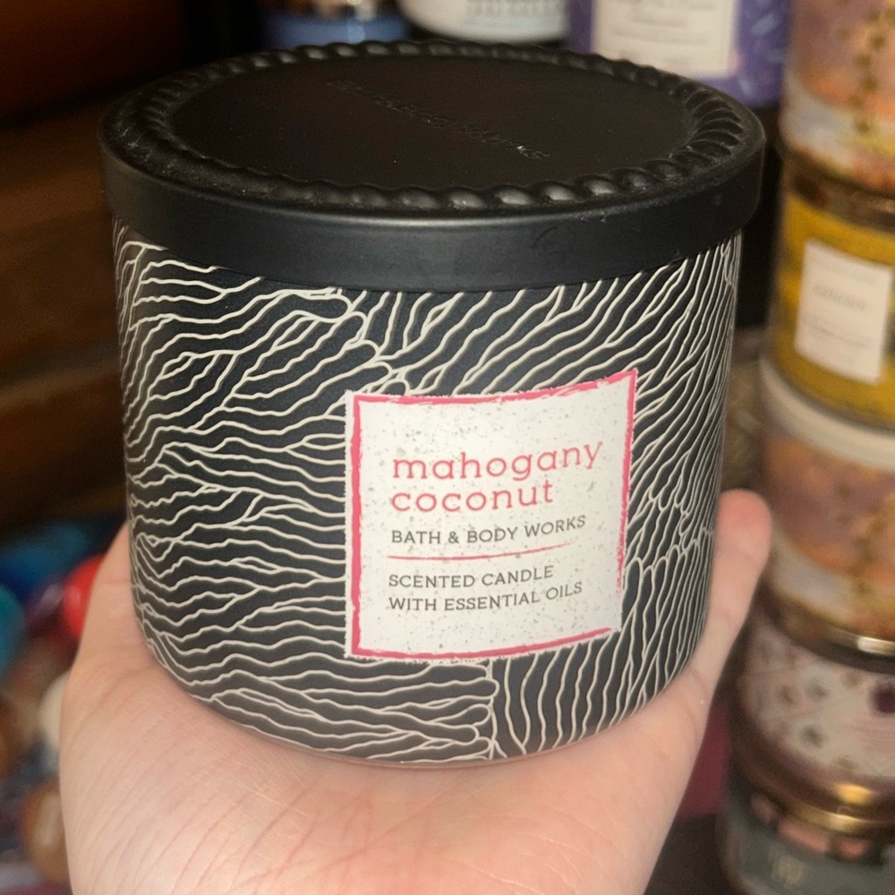 Bath and Body Works Mahogany Coconut 3 Wick Candle
